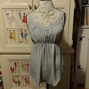 🎀Imaginary Voyage gray top with silver beading